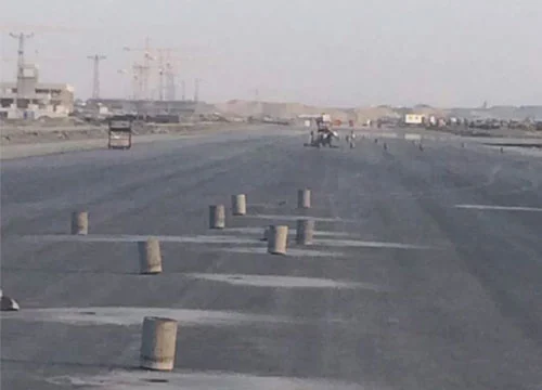Karot Şeklinde Alınmış Betonların Olduğu Bir Arazi